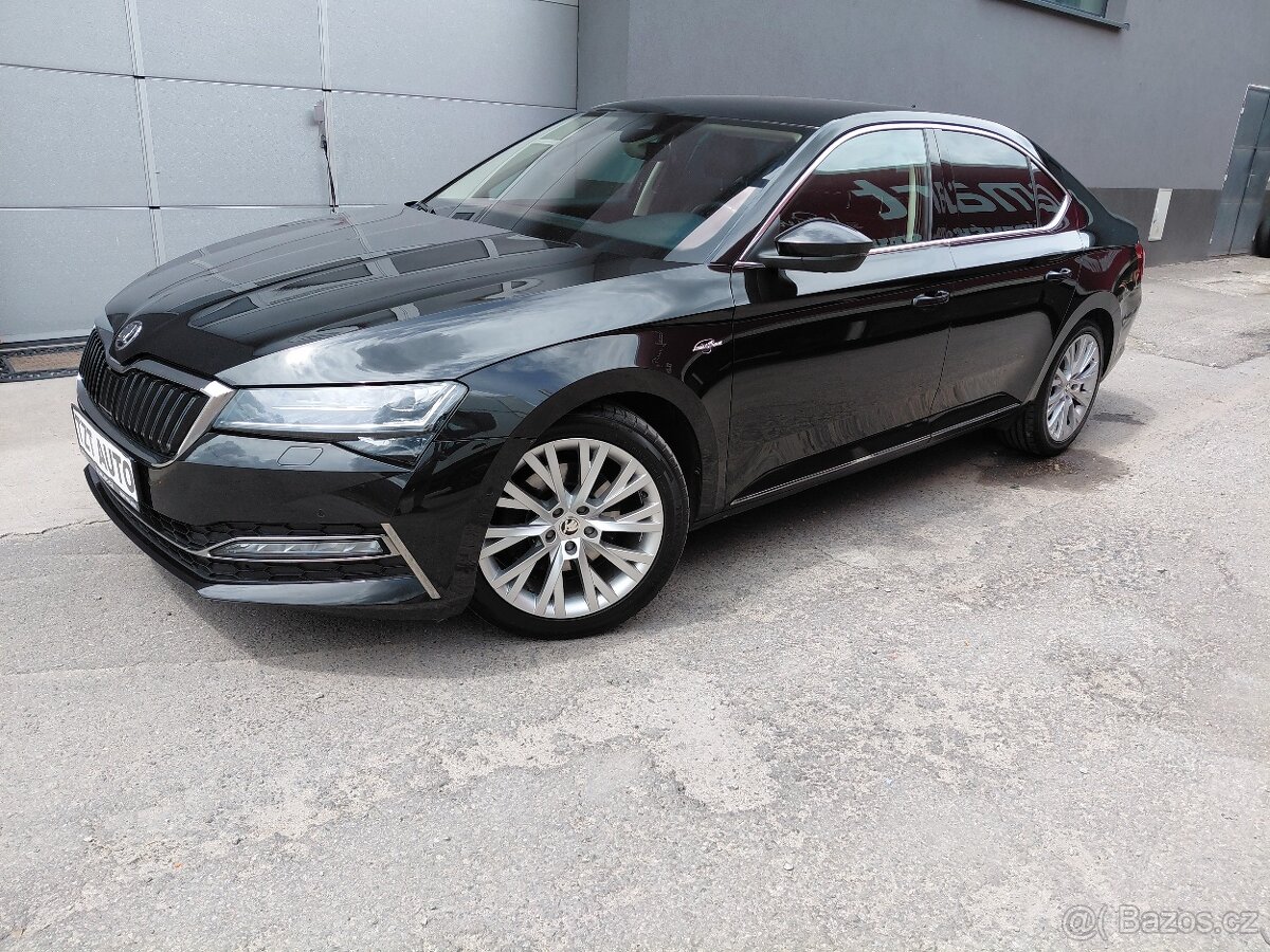 SUPERB III 2.0 TDi L&K 147kw, DSG, 4x4, r.21, VELMI PĚKNÝ